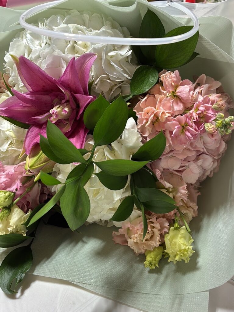 Customer photo of an A-Flowers bouquet