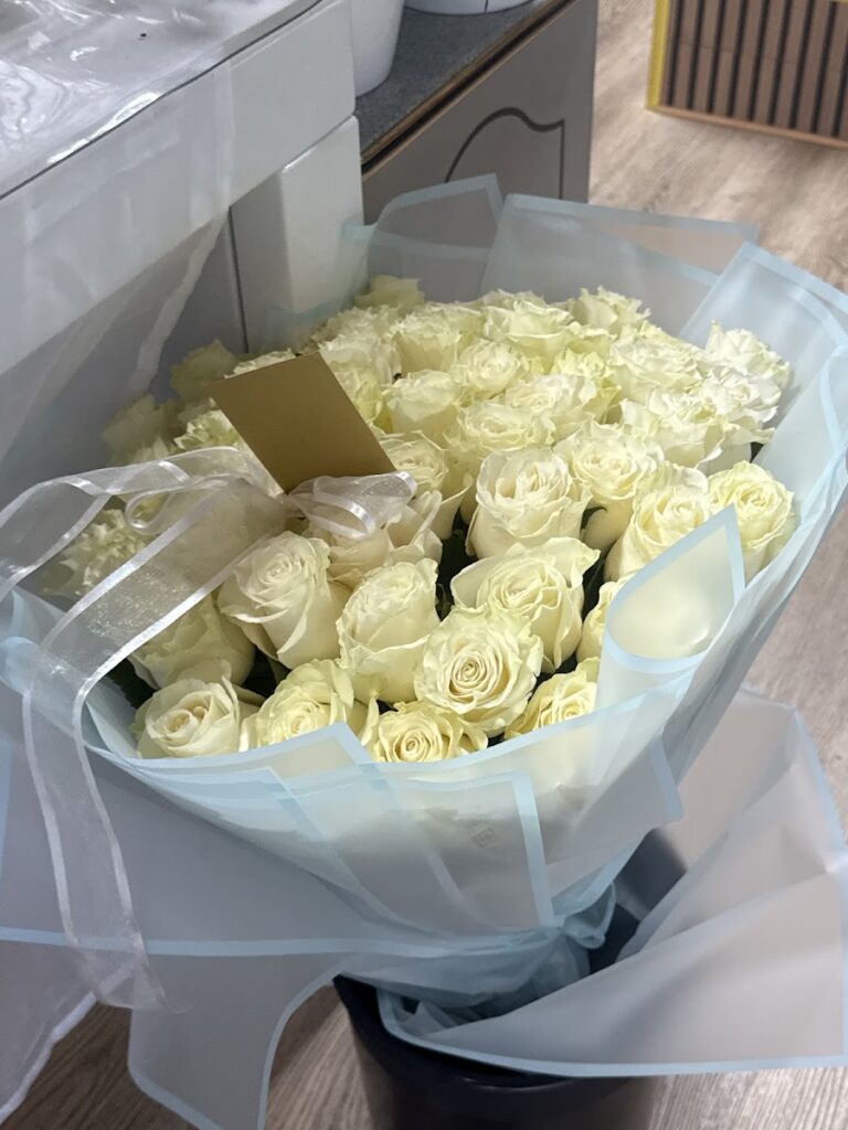 Customer photo of an A-Flowers bouquet