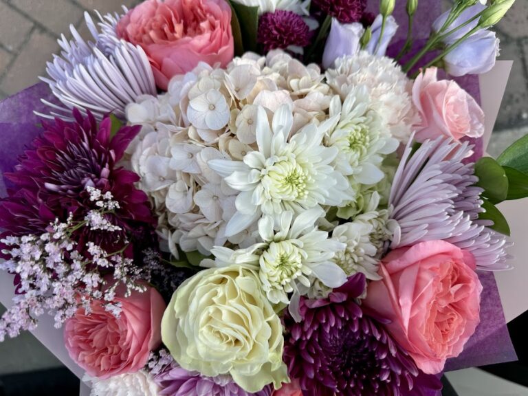 Customer photo of an A-Flowers bouquet