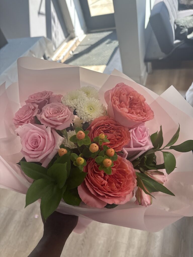 Customer photo of an A-Flowers bouquet