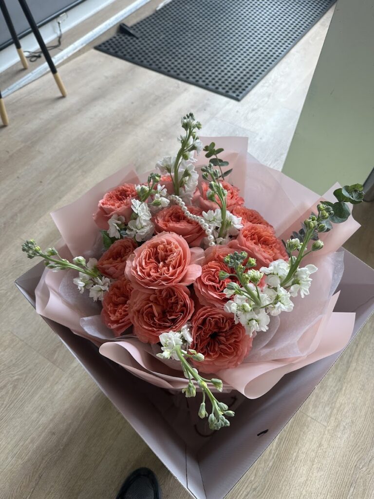 Customer photo of an A-Flowers bouquet