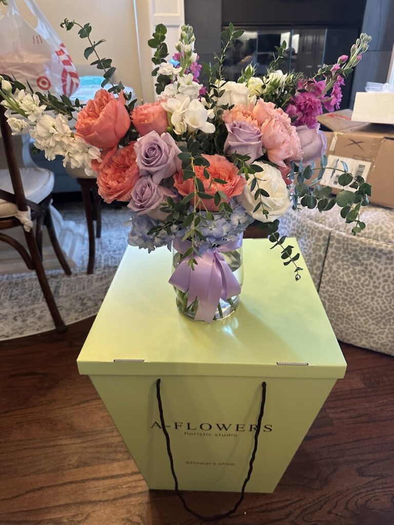 Customer photo of an A-Flowers bouquet