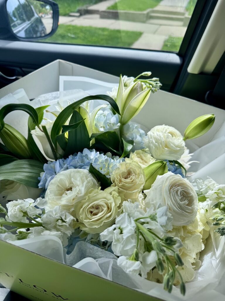 Customer photo of an A-Flowers bouquet