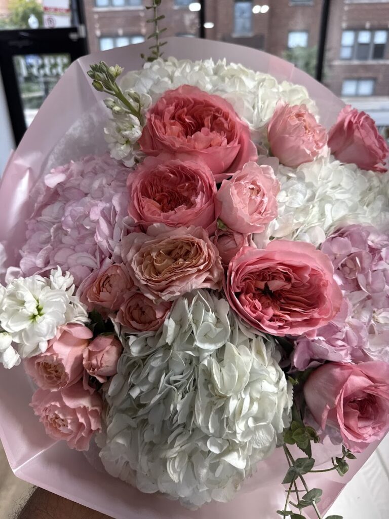 Customer photo of an A-Flowers bouquet